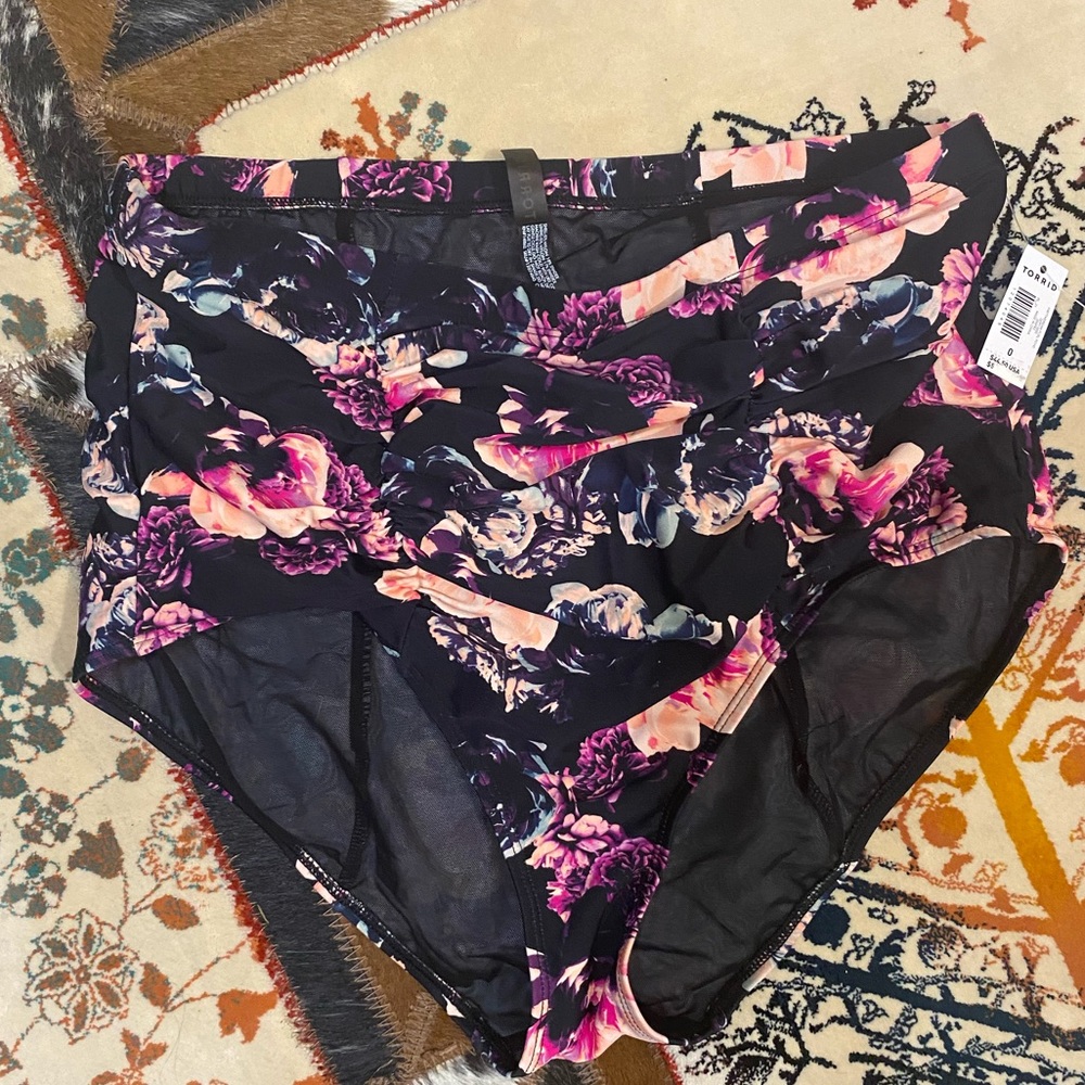 Torrid bathing suit bottom size 0 new with tags